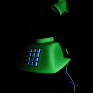 grünes Telefon im UV-Licht